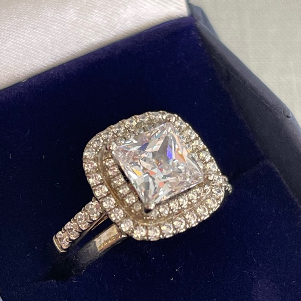 Size 10 Bridal Ring Set-Bradford Exchange